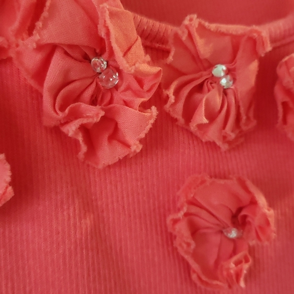 Top SMALL - Picture 2 of 3